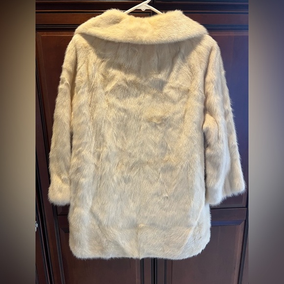 BRUNO & JOSEPH FURS RARE Gorgeous Vintage Ivory FUR COAT Chicago - Picture 10 of 13